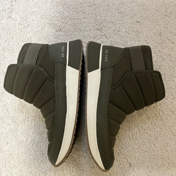 Dr. Scholl's Winter Snow Boots | Waterproof & Slip-On | Size 8M EUR 38 - Picture 2 of 9